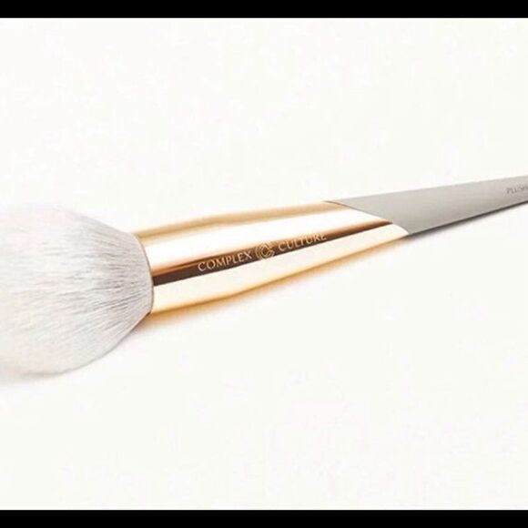 Complex & Culture Makeup Brush Quality outstanding - Picture 6 of 14